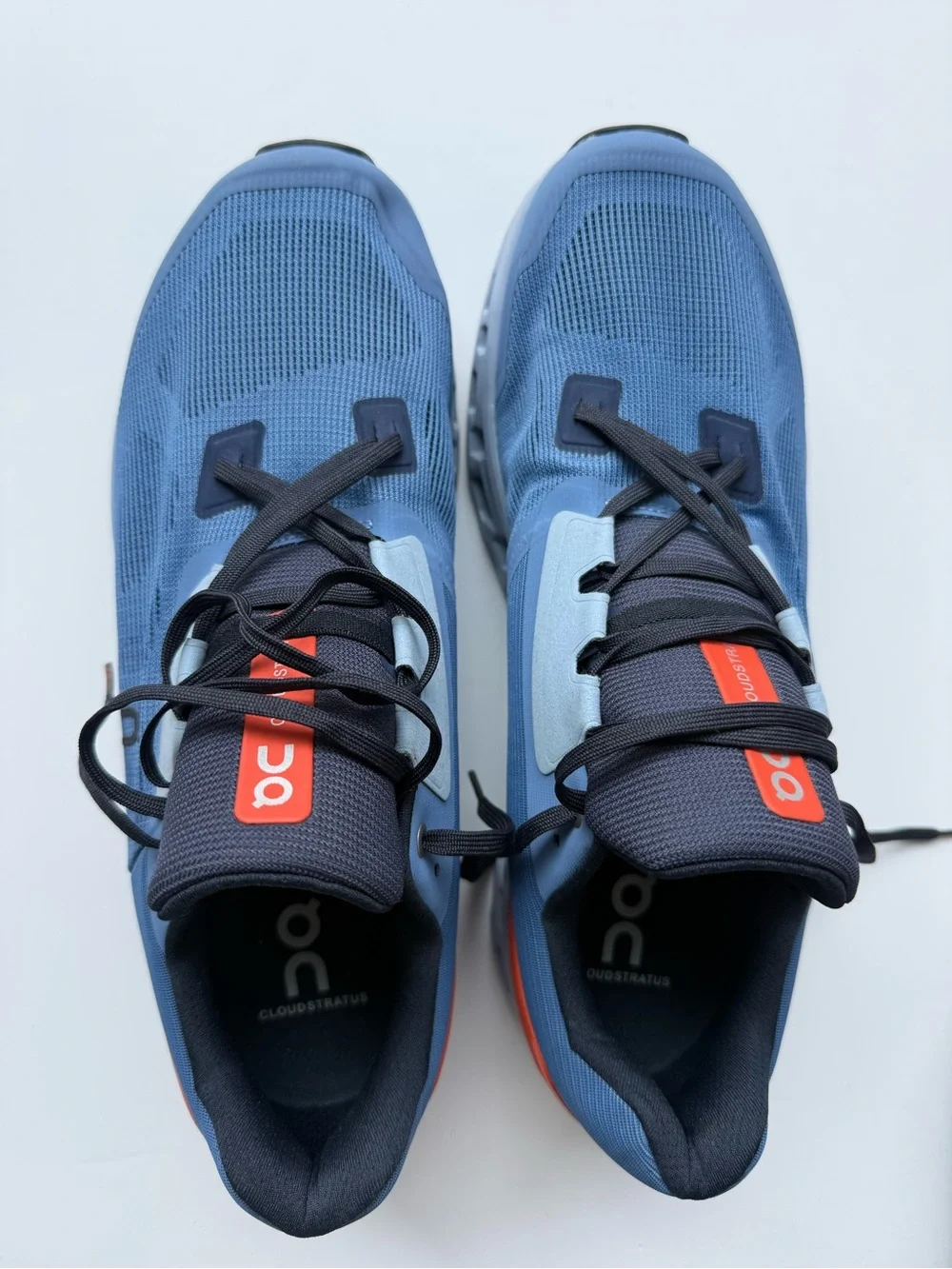 On Cloudstratus running shoes men’s 13
